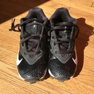 Toddler Boy Cleats ( Nike Vapor) Size 10C